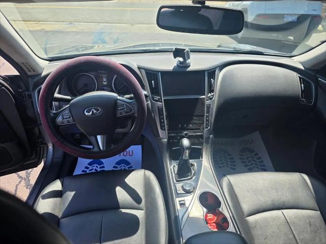 2015 INFINITI Q50 Premium