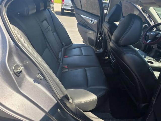 2015 INFINITI Q50 Premium