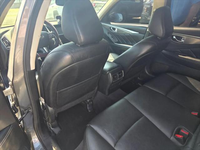 2015 INFINITI Q50 Premium