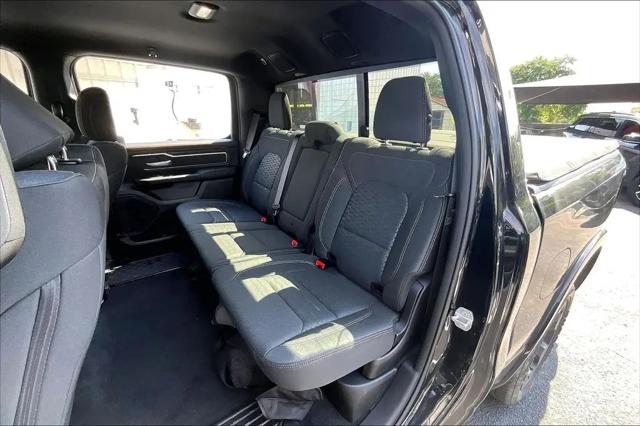 2023 Ram 1500 Big Horn Crew Cab 4x4 5'7" Box