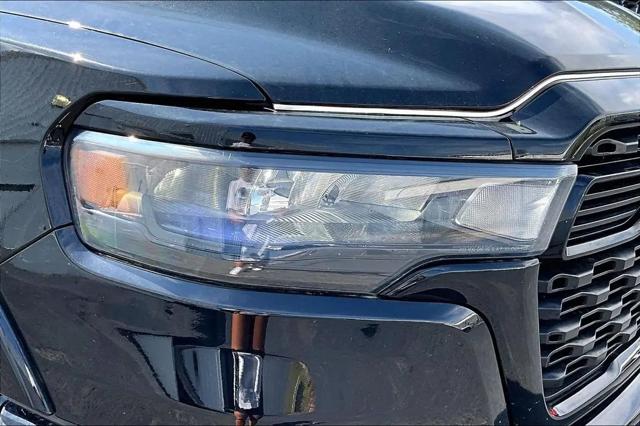 2023 Ram 1500 Big Horn Crew Cab 4x4 5'7" Box
