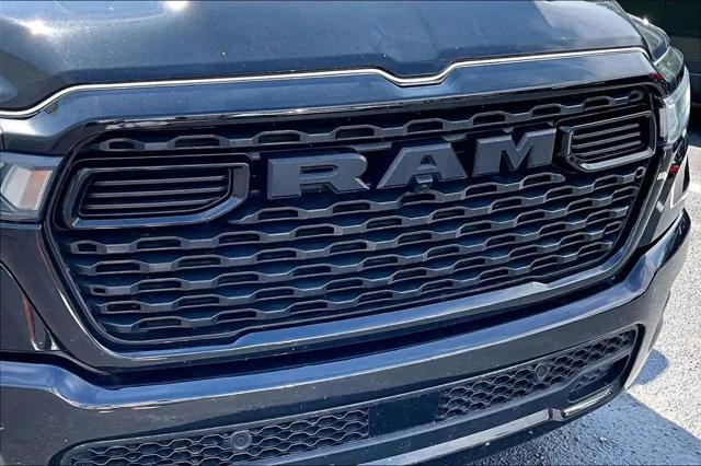 2023 Ram 1500 Big Horn Crew Cab 4x4 5'7" Box