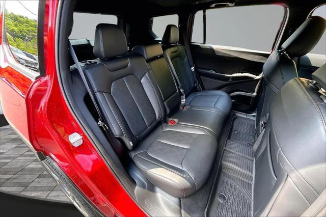 2026 Jeep Cherokee Overland 4x4