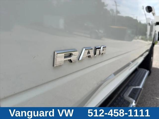 2024 Ram 2500 Big Horn Crew Cab 4x4 8' Box