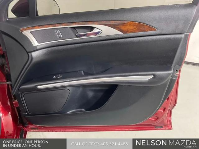 2016 Lincoln MKZ FWD