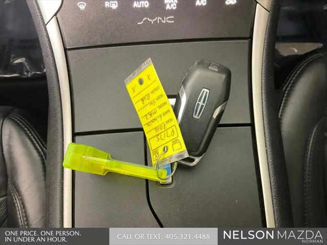 2016 Lincoln MKZ FWD