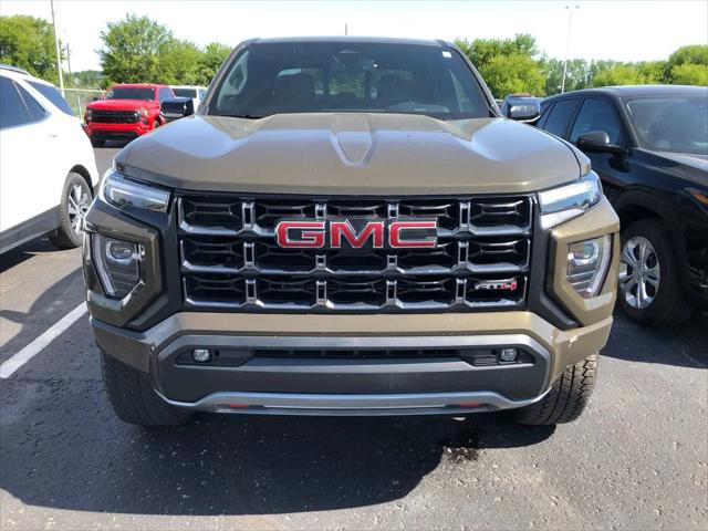 2024 GMC Canyon 4WD AT4