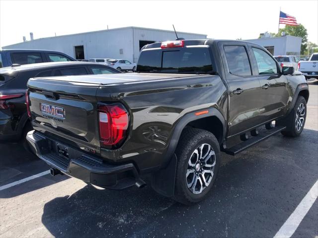 2024 GMC Canyon 4WD AT4