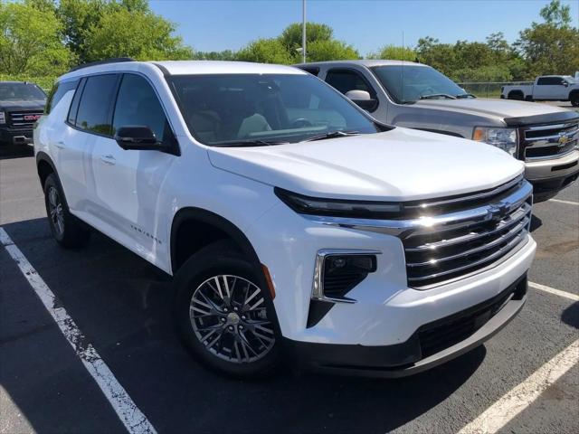 2025 Chevrolet Traverse FWD LT