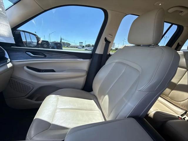 2022 Jeep Grand Cherokee L Limited 4x4