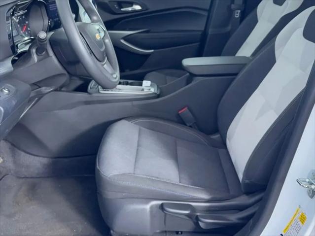 2024 Chevrolet Trax FWD SP