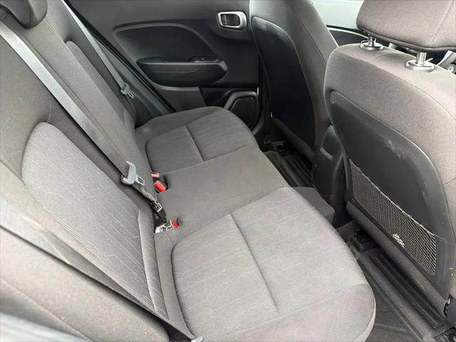 2025 Hyundai Venue SE