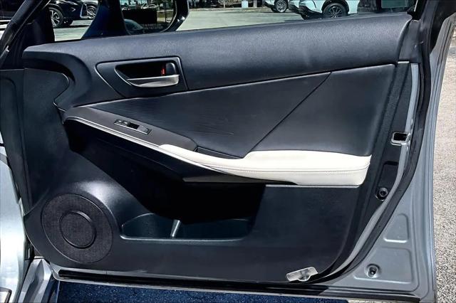 2023 Lexus IS 350 F SPORT