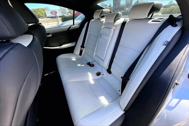 2023 Lexus IS 350 F SPORT