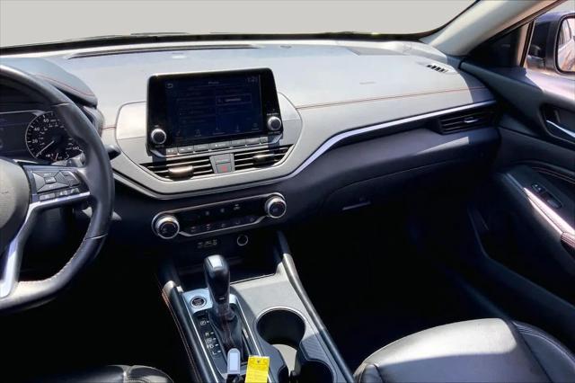 2021 Nissan Altima SR FWD