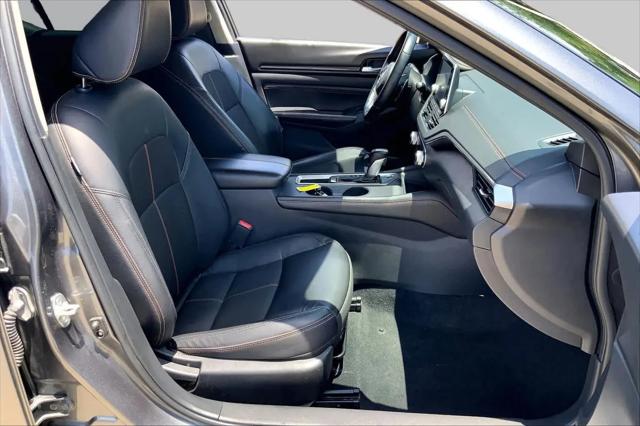 2021 Nissan Altima SR FWD