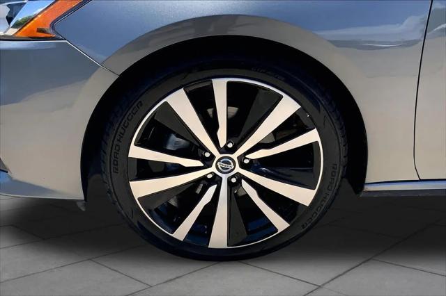 2021 Nissan Altima SR FWD