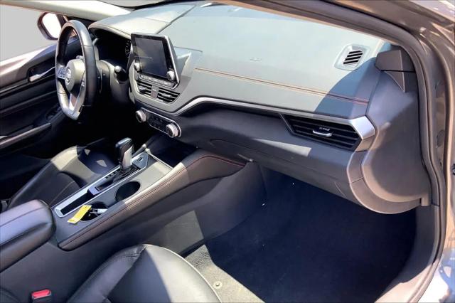 2021 Nissan Altima SR FWD