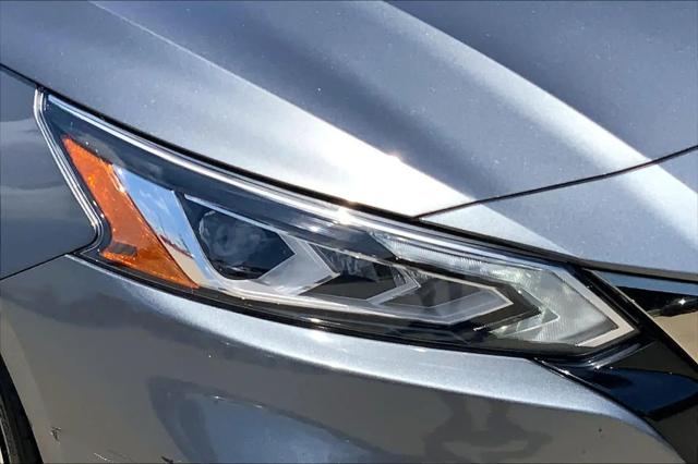 2021 Nissan Altima SR FWD