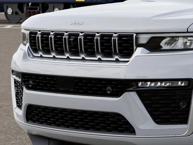 2026 Jeep Grand Cherokee Summit 4x4