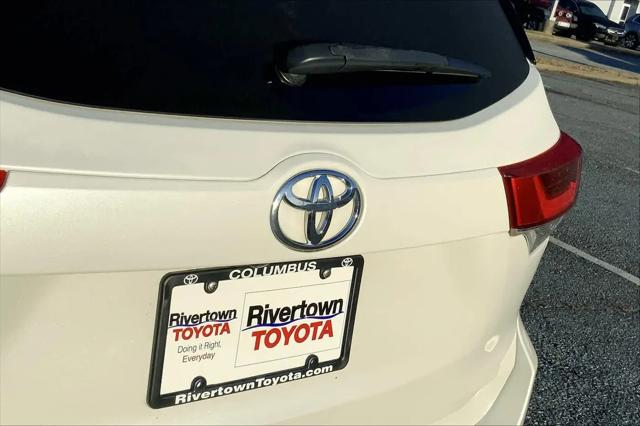 2017 Toyota Highlander LE