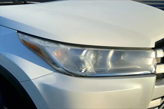 2017 Toyota Highlander LE