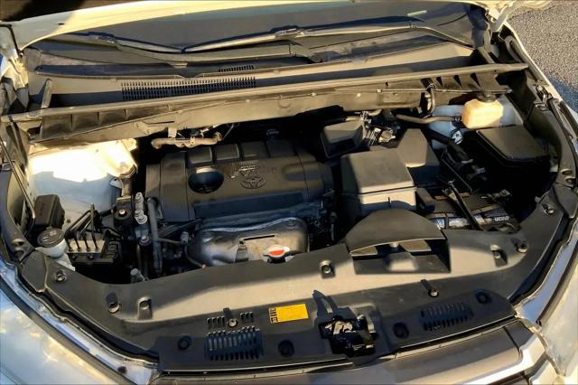 2017 Toyota Highlander LE