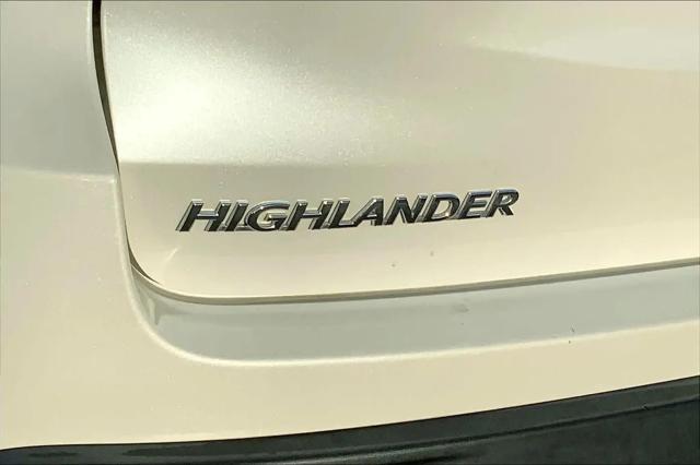 2017 Toyota Highlander LE