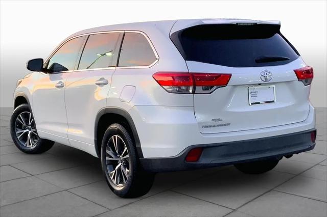 2017 Toyota Highlander LE