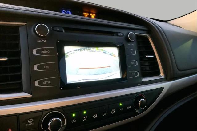 2017 Toyota Highlander LE
