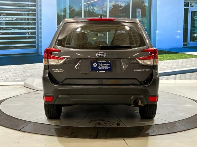 2022 Subaru Forester Base
