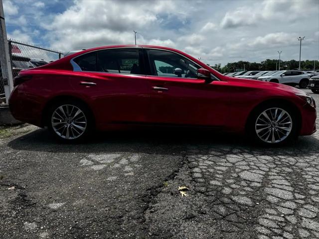 2022 INFINITI Q50 LUXE AWD
