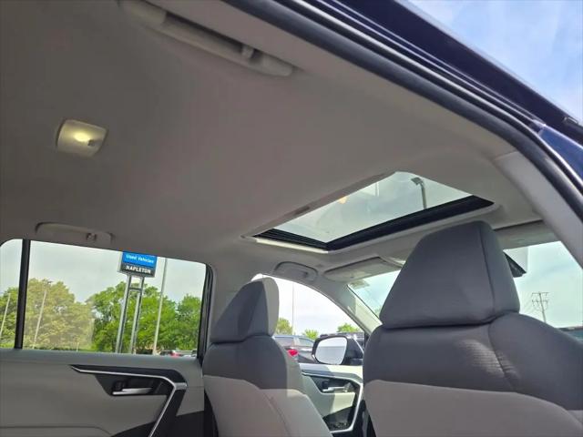 2023 Toyota RAV4 Hybrid XLE
