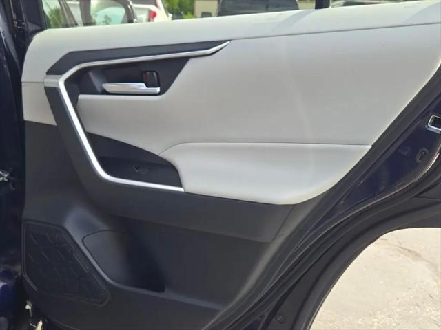 2023 Toyota RAV4 Hybrid XLE