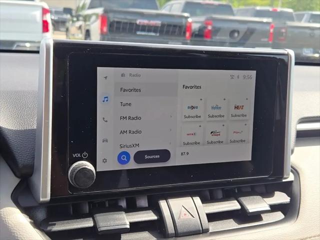 2023 Toyota RAV4 Hybrid XLE