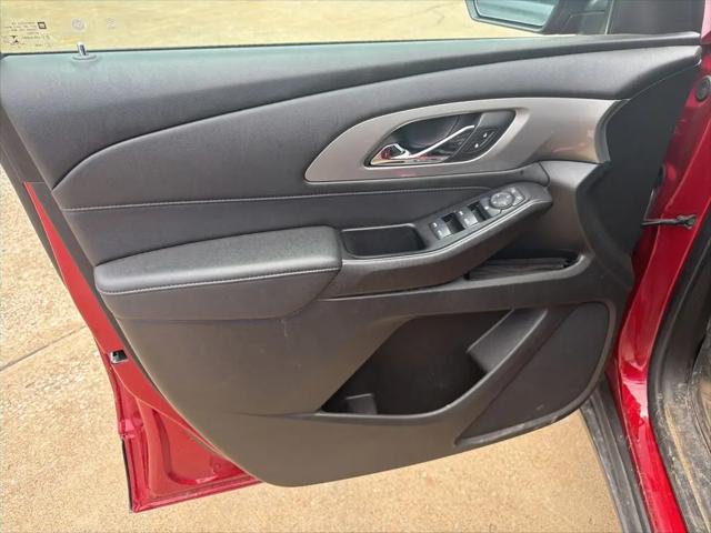 2023 Chevrolet Traverse FWD LT Cloth
