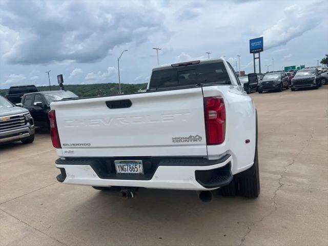 2022 Chevrolet Silverado 3500HD 4WD Crew Cab Long Bed High Country