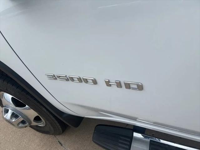 2022 Chevrolet Silverado 3500HD 4WD Crew Cab Long Bed High Country
