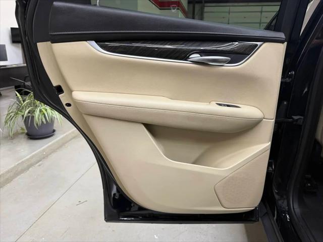2018 Cadillac XT5 Standard