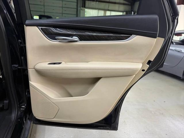 2018 Cadillac XT5 Standard