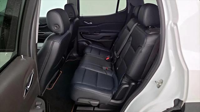 2020 GMC Acadia AWD AT4