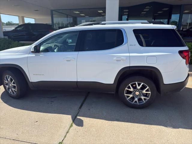 2023 GMC Acadia AWD SLT