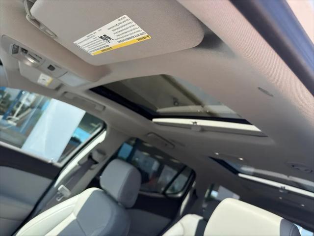 2023 GMC Acadia AWD SLT