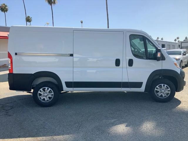 2026 Ram ProMaster Cargo Van SLT Low Roof 136" WB