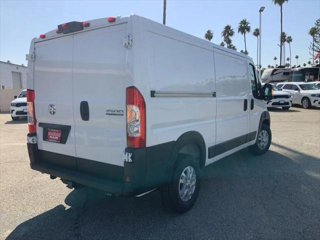 2026 Ram ProMaster Cargo Van SLT Low Roof 136" WB