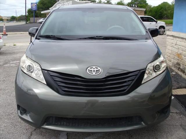 2013 Toyota Sienna L V6 7 Passenger