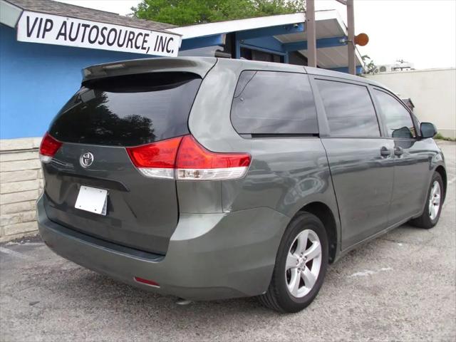 2013 Toyota Sienna L V6 7 Passenger