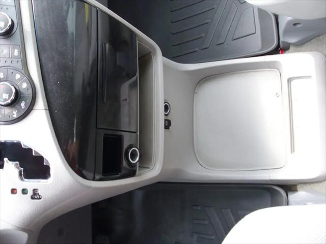 2013 Toyota Sienna L V6 7 Passenger