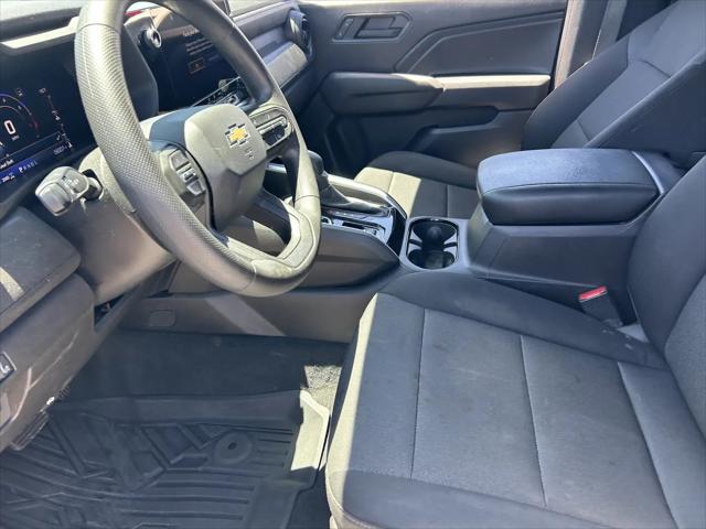 2023 Chevrolet Colorado 4WD Crew Cab Short Box WT