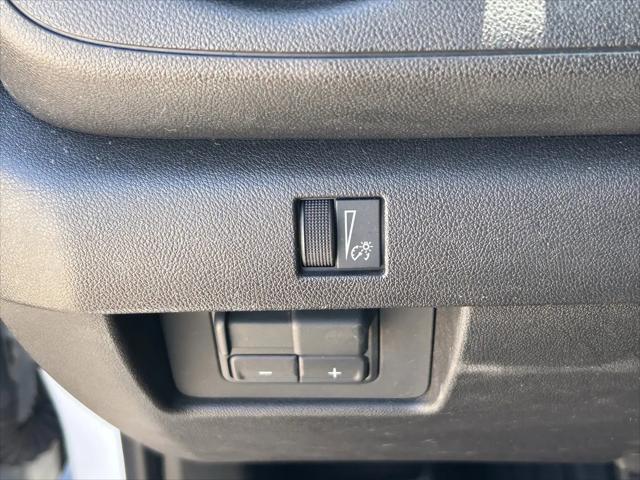 2023 Chevrolet Colorado 4WD Crew Cab Short Box WT